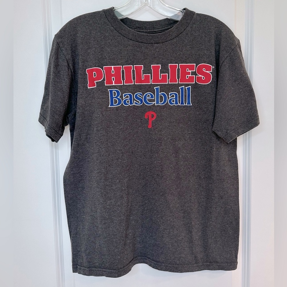 Philadelphia Phillies Gray Youth Tshirt Size Large Phillies Logo Red Blue MLB